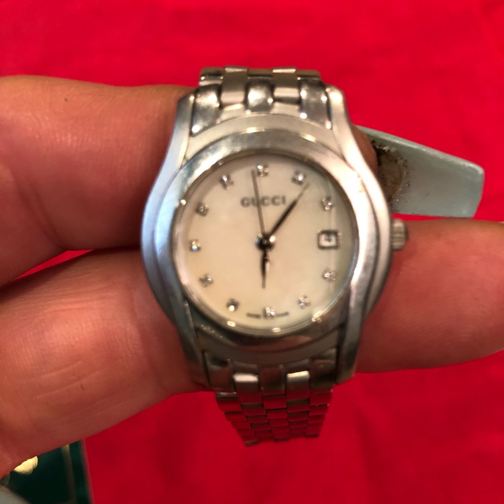 Diamond Gucci watch - Picture 6 of 6